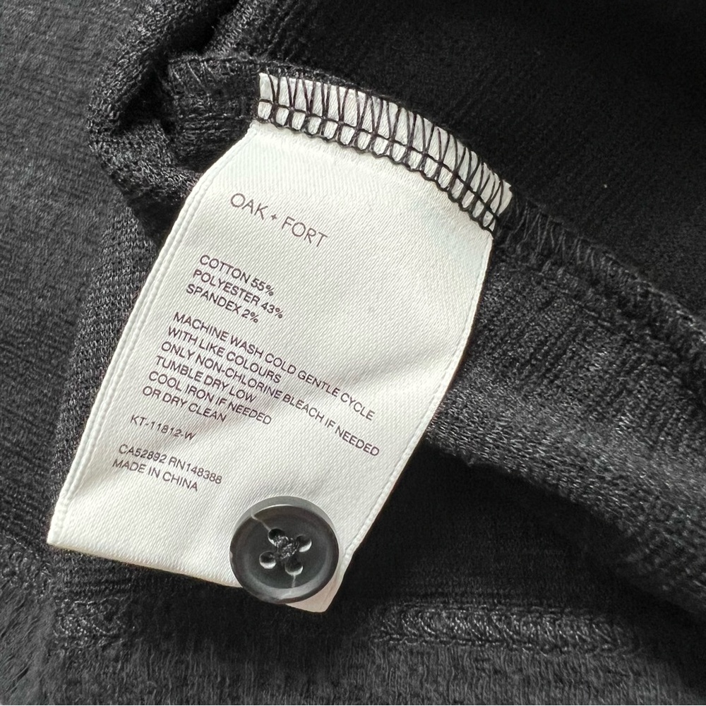 OAK + FORT BUTTON FRONT VEST TANK Gauzy XS Black - Picture 8 of 11
